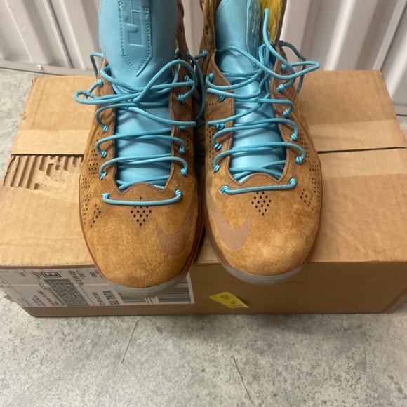 Nike lebron X hazelnut main image 5